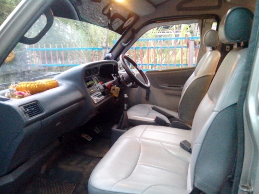 ขายด่วนรถตู้สภาพนางฟ้า