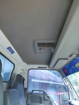 ISUZU NPR  ติดต่อปารวี  0839686255