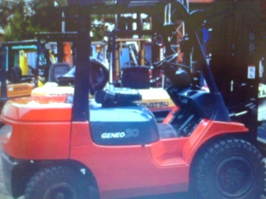 ขาย 720,000 รับประกันพร้อมเซอร์วิสฟรี 1ปี รถนอกแท้ๆ เครื่องดีเซล เกียร์ออโต้ เสาสูง4เมตร แผงงาสไลด์