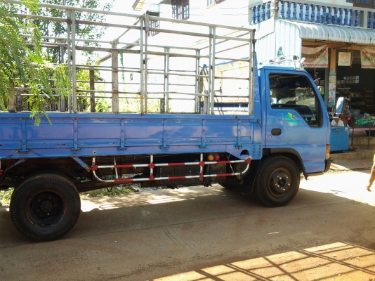 NKR 58LX5S เครื่อง110แรงม้าปี 40 NKR 58LX5S เครื่อง110แรงม้าปี 40