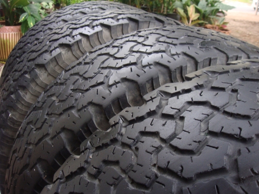 ขาย BF All-Terrain 265/75/16 ปี 09