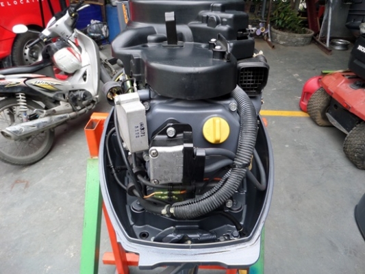 เครื่องเรือ YAMAHA 25 แรง 4STORKE นำเข้าจากญี่ปุ่น