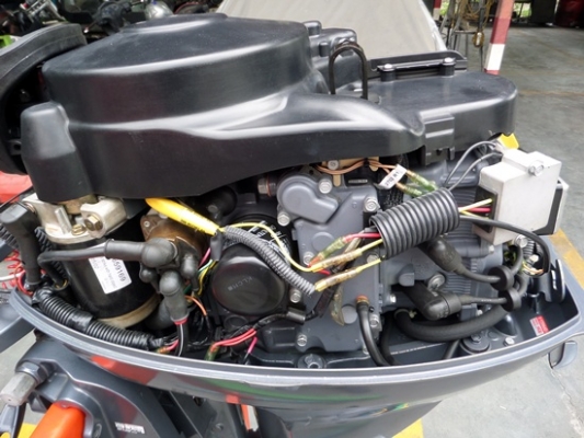 เครื่องเรือ YAMAHA 25 แรง 4STORKE นำเข้าจากญี่ปุ่น