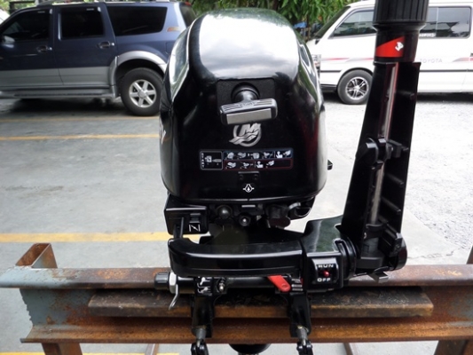 เครื่องเรือ MERCURY 9.9 แรง 4STROKE นำเข้าจากญี่ปุ่น