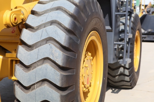 รถตักใหม่ขนาด 2 &amp; 3 คิวยี่ห้อ WORLD W136, W156 แกร่งเหนือใคร ราคาสุดคุ้ม รับประกันให้ 1 ปีพร้อมเปลี่ยนถ่านน้ำมันเครื่องให้ 2 ครั้งหรือตามระยะ