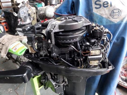 เครื่องเรือ MERCURY 10 แรง 2 จังหวะ นำเข้าจากญี่ปุ่น