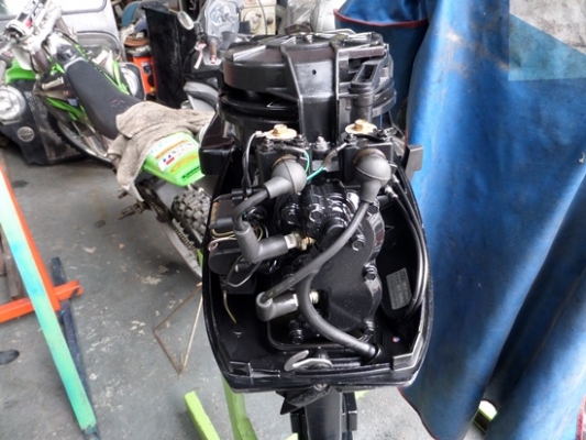 เครื่องเรือ MERCURY 10 แรง 2 จังหวะ นำเข้าจากญี่ปุ่น