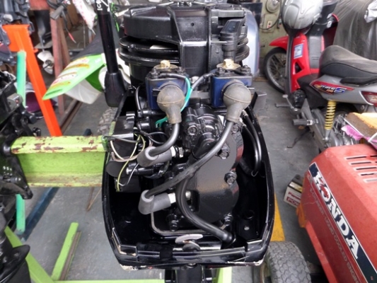 เครื่องเรือ MERCURY 10 แรง 2 จังหวะ นำเข้าจากญี่ปุ่น