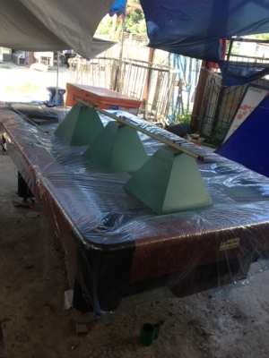 โต๊ะพูลขนาด 10 ฟุตสภาพของครบทุกรายการครับพร้อมใช้สวยครับตัวนี้  ขนาดประมาณ 10 ฟุตครับ ราคานี้คุ้มมากครับ