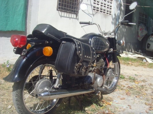 ร้อนเงิน ขอขาย Honda หมู c92 โคตรงาม 21900 มีเอกสารนะครับ