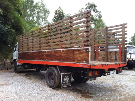 ขาย HINO-FF 6 ล้อ กระบะไม้ยาว 7 เมตร
