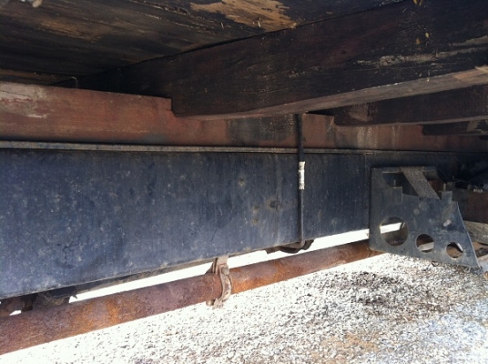 ขาย HINO-FF 6 ล้อ กระบะไม้ยาว 7 เมตร