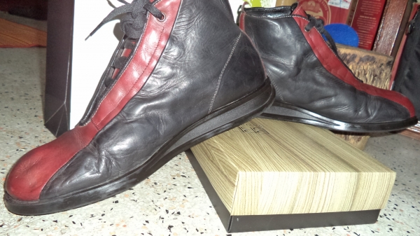 รองเท้าหนังแท้ LOGAN   SIZE 10 IN  ITALY   สวยพื้นเต็ม สภาพดี