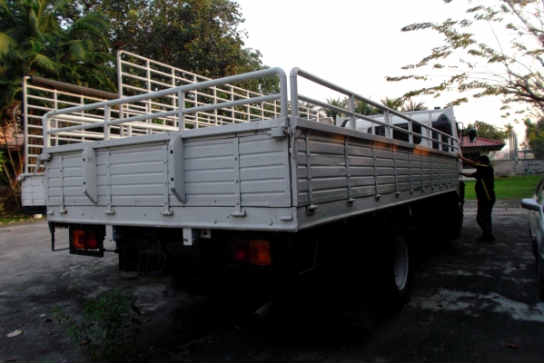 ขายด่วนรถ6ล้อHINOMAGAเครืองJO8Cยาว6.50เมตรยาง900