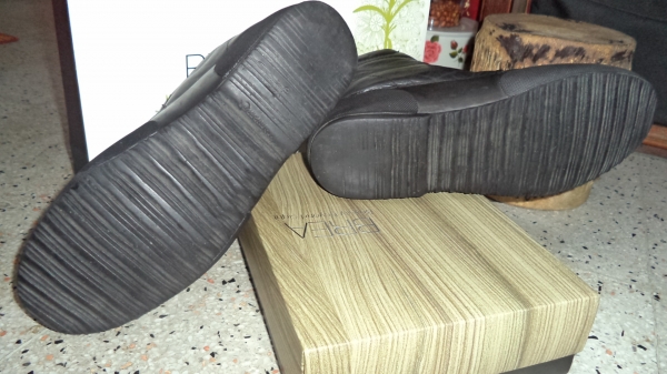 VERA PELLE MADE  IN  ITALY  SIZE 43