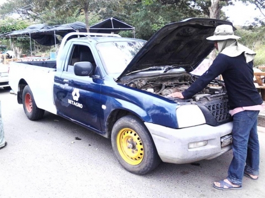 ขายกระบะตอนเดียว Strada ปี 2002 เครื่อง 2 J ติดแก๊ส LPG