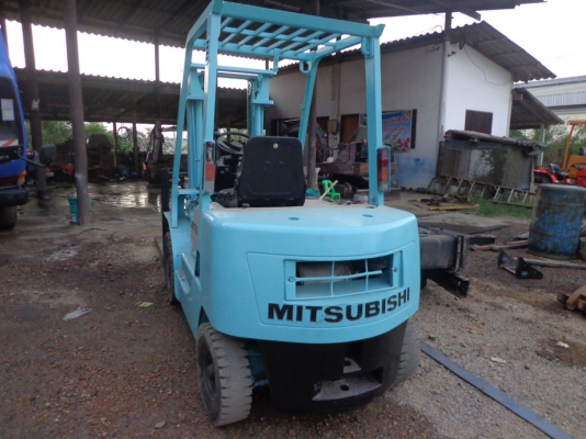 ขายรถยก MITSUBISHI FD25 เครื่องดีเซล ติดต่อคุณจิ๊ด โทร. 089-7949488