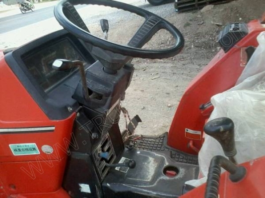 รถไถ ยี่ห้อ KUBOTA 25.5 แรง