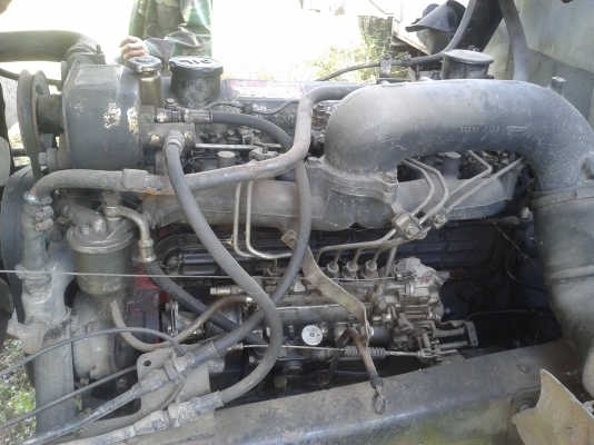 ขาย10ล้อ1เพลา ตู้แห้ง10บาน เครื่อง185แรง