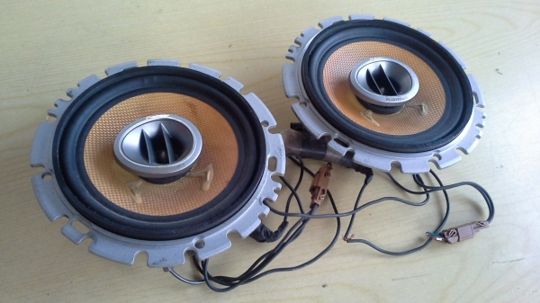 Pioneer ขนาด 6" แกนร่วมสองทาง มี Capa