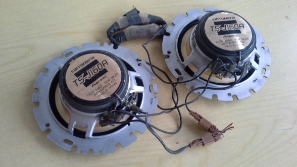Pioneer ขนาด 6" แกนร่วมสองทาง มี Capa Pioneer ขนาด 6" แกนร่วมสองทาง มี Capa