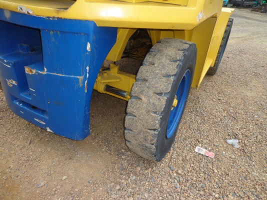 ขายรถยก KOMATSU FD80 เครื่องดีเซล ติดต่อคุณจิ๊ด โทร. 089-7949488