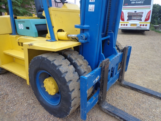 ขายรถยก KOMATSU FD80 เครื่องดีเซล ติดต่อคุณจิ๊ด โทร. 089-7949488