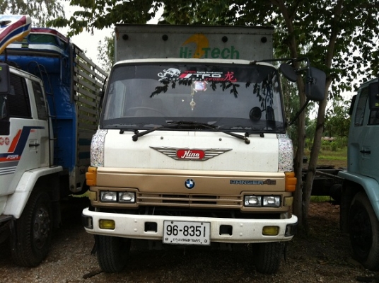 ขาย HINO FF 6 ล้อ มีตู้แห้ง