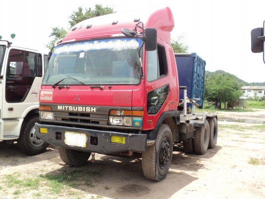 .ขายหัวลากมิตรซูบิชิฟูโซ่ ขาว /แดง เครื่องอินเตอร์คูลเลอร์ ยูโร 2 ปี48 240 แรงม้า รถเก็บสีให้ใหม่หมด ไล่ระบบไฟให้ใหม่หมด ตามรูป รถยังไม่ได้เก็บงาน ทำใหม่ ทำเสร็จสวยกว่านี้ ครับ เอกสารครบ. วางเงินดาวน์ 150,000บาท รับรถได้เลย เรารับจัดไฟแนนซ์เองครับ  มีรถบร