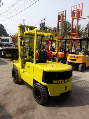 ฟอล์คลิฟต์ 3.5 ตัน  เครื่องยนต์ดีเซล เสายกสูง 5 เมตร รถนอกเก่าญี่ปุ่น