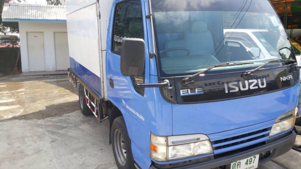 4ล้อNKRตู้บรรทุก