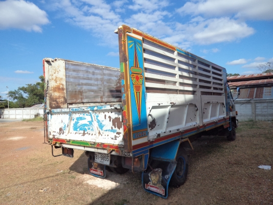 ขาย 695000บาท รถ6ล้ออีซูซุร็อก175แรงดั้มเกษรช่วงยาว5เมตร40ซ. สภาพสวยๆพร้อมใช้งานคับ