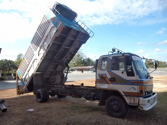 ขาย 695000บาท รถ6ล้ออีซูซุร็อก175แรงดั้มเกษรช่วงยาว5เมตร40ซ. สภาพสวยๆพร้อมใช้งานคับ