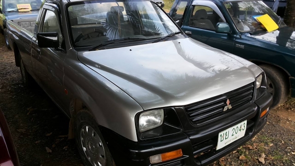 ***ขายแล้วครับขอบคุณ Truck2hand ขายกระบะตอนเดียว MITSU L200 STRADA 2.5ปี 41/98 เครื่องเดิมเกียร์เดิม แน่นดีแรง ช่วงล่างคัสซีสวยไม่มีผุ กระบะสวยพื้นดีไม่ผุ หน้า-หลังเดิมไม่เคยชนหนัก สีสวย ยางดี4เส้น หัวเก๋งสวยไม่ผุ ภายในสวยคอนโซลครบ พ.ธรรมดา แอร์ พร้อมใช้