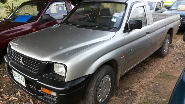 ***ขายแล้วครับขอบคุณ Truck2hand ขายกระบะตอนเดียว MITSU L200 STRADA 2.5ปี 41/98 เครื่องเดิมเกียร์เดิม แน่นดีแรง ช่วงล่างคัสซีสวยไม่มีผุ กระบะสวยพื้นดีไม่ผุ หน้า-หลังเดิมไม่เคยชนหนัก สีสวย ยางดี4เส้น หัวเก๋งสวยไม่ผุ ภายในสวยคอนโซลครบ พ.ธรรมดา แอร์ พร้อมใช้