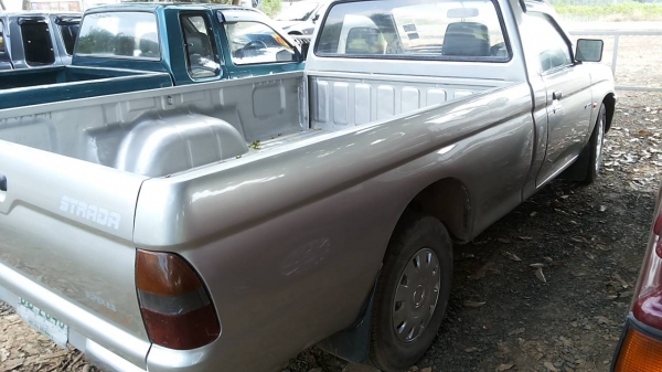 ***ขายแล้วครับขอบคุณ Truck2hand ขายกระบะตอนเดียว MITSU L200 STRADA 2.5ปี 41/98 เครื่องเดิมเกียร์เดิม แน่นดีแรง ช่วงล่างคัสซีสวยไม่มีผุ กระบะสวยพื้นดีไม่ผุ หน้า-หลังเดิมไม่เคยชนหนัก สีสวย ยางดี4เส้น หัวเก๋งสวยไม่ผุ ภายในสวยคอนโซลครบ พ.ธรรมดา แอร์ พร้อมใช้