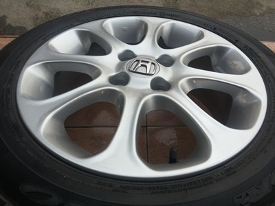 ขายล้อแม็กHONDA JAZZ 4 รู 100 15x6 พร้อมยาง 1 ชุด