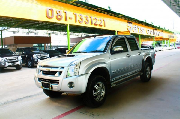 ISUZU D-MAX PLATINUM 3.0 VGS TURBO ISUZU D-MAX PLATINUM 3.0 VGS TURBO