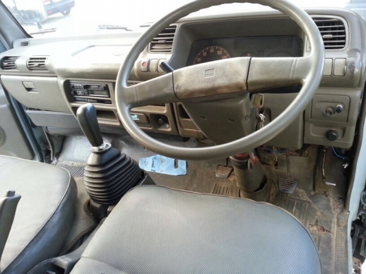 รถอีซูซุ 6 ล้อ ตู้แห้ง 88 แรงม้า ปี 43 สนใจติดต่อ 081 - 6079515 รถอีซูซุ 6 ล้อ ตู้แห้ง 88 แรงม้า ปี 43 สนใจติดต่อ 081 - 6079515