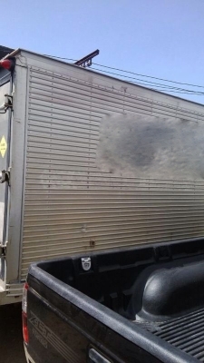 รถอีซูซุ 6 ล้อ ตู้แห้ง 88 แรงม้า ปี 43 สนใจติดต่อ 081 - 6079515 รถอีซูซุ 6 ล้อ ตู้แห้ง 88 แรงม้า ปี 43 สนใจติดต่อ 081 - 6079515