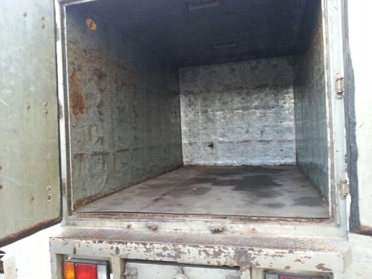 รถอีซูซุ 6 ล้อ ตู้แห้ง 88 แรงม้า ปี 43 สนใจติดต่อ 081 - 6079515 รถอีซูซุ 6 ล้อ ตู้แห้ง 88 แรงม้า ปี 43 สนใจติดต่อ 081 - 6079515