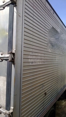 รถอีซูซุ 6 ล้อ ตู้แห้ง 88 แรงม้า ปี 43 สนใจติดต่อ 081 - 6079515 รถอีซูซุ 6 ล้อ ตู้แห้ง 88 แรงม้า ปี 43 สนใจติดต่อ 081 - 6079515