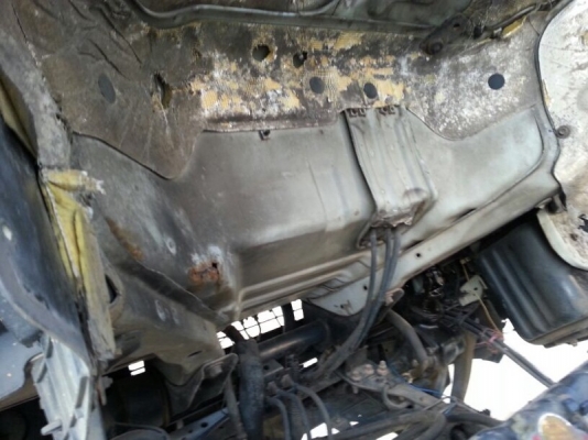 รถอีซูซุ 6 ล้อ ตู้แห้ง 88 แรงม้า ปี 43 สนใจติดต่อ 081 - 6079515 รถอีซูซุ 6 ล้อ ตู้แห้ง 88 แรงม้า ปี 43 สนใจติดต่อ 081 - 6079515