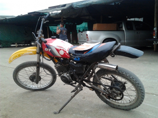 ขาย yamaha dt 125 mono ทะเบียนโอน 10.000