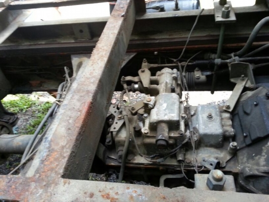 รถอีซูซุ 10 ล้อ พื้นเรียบ เปลื่ยนเครื่อง 230 แรงม้า. สนใจติดต่อ 081 - 6079515 รถอีซูซุ 10 ล้อ พื้นเรียบ เปลื่ยนเครื่อง 230 แรงม้า. สนใจติดต่อ 081 - 6079515