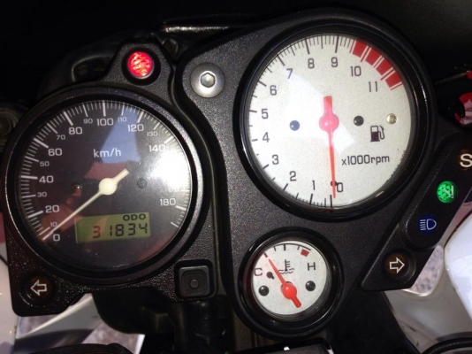 ต้ำพระราม2ขาย Honda vtr100 ปี99 แต่งสนามอินวอย สพม.เอาไปหล่อครับ จัดส่ง24ชม.ทั่วไทยครับ