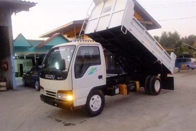 ขายหกล้อดั้ม izusu NKR 110 แรงพวงลัยเพาเวอร์ยางดี6 เส้น เอกสานพร้อมโอน