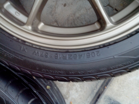 ขายแม็กขอบ16พร้อมยาง 4รู100 et38 deeston ปี12 ขายแม็กขอบ16พร้อมยาง 4รู100 et38 deeston ปี12