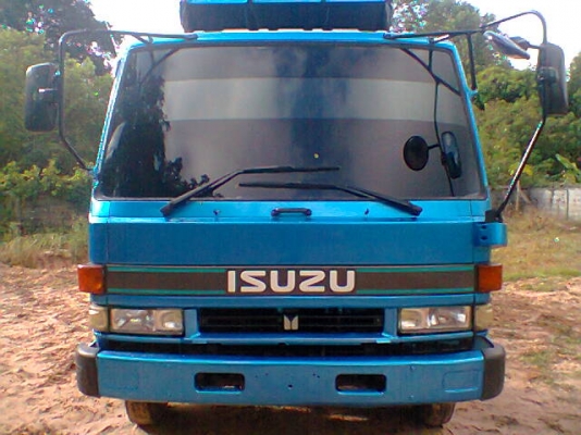 ขาย IZUSU Rocky 195  ดั้มพ์นอกแท้ ไม่มีการเลื่อนช่วง สภาพสวยมาก รถเพิ่งทำสีเสร็จไหม่ๆ ราคาต่อรองได้ ครับ