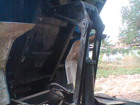 ขาย IZUSU Rocky 195  ดั้มพ์นอกแท้ ไม่มีการเลื่อนช่วง สภาพสวยมาก รถเพิ่งทำสีเสร็จไหม่ๆ ราคาต่อรองได้ ครับ